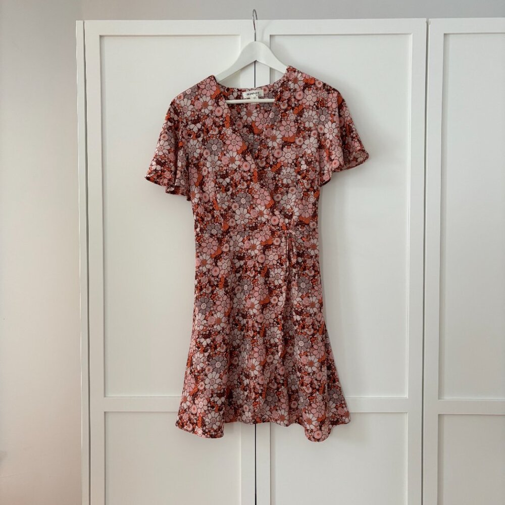 Monteau of Los Angeles 70's floral faux-wrap dress (size L)